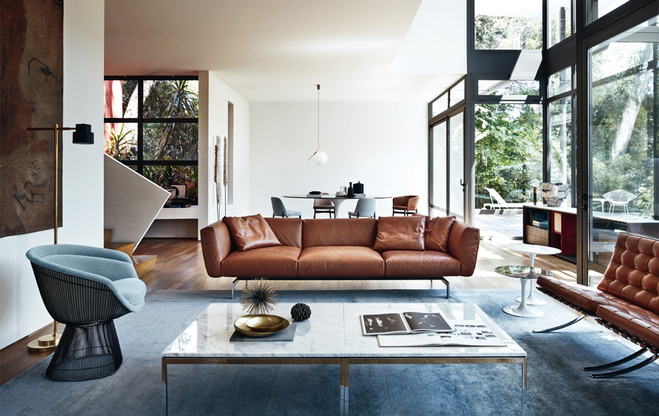 How to Pick the Perfect Sofa Online for UAE Living Spaces